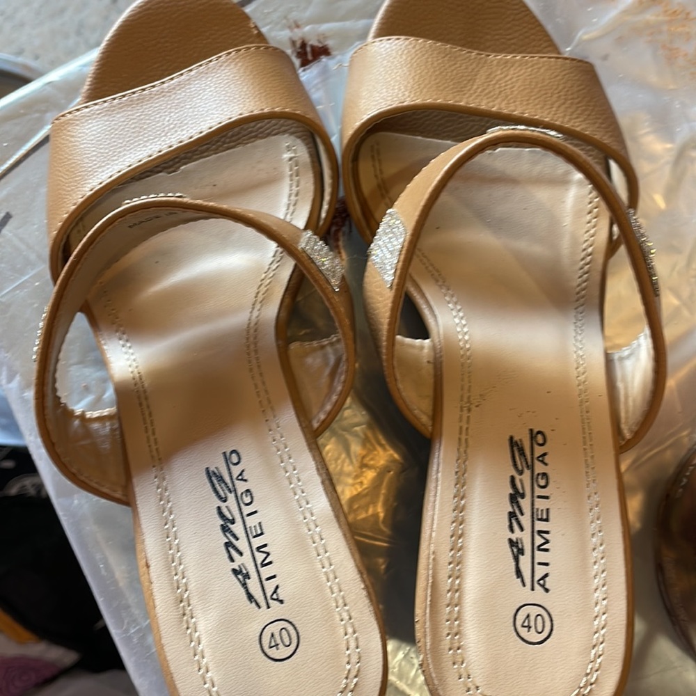 Sandal - Picture 3 of 7